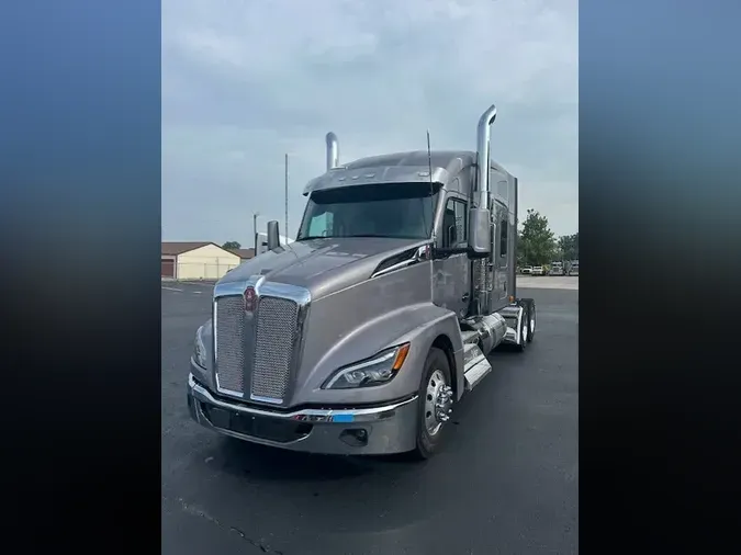 2025 Kenworth T680