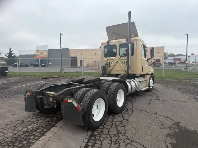 2020 FREIGHTLINER/MERCEDES NEW CASCADIA PX12664