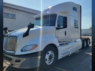 2020 NAVISTAR INTERNATIONAL LT625 SLPR CAB