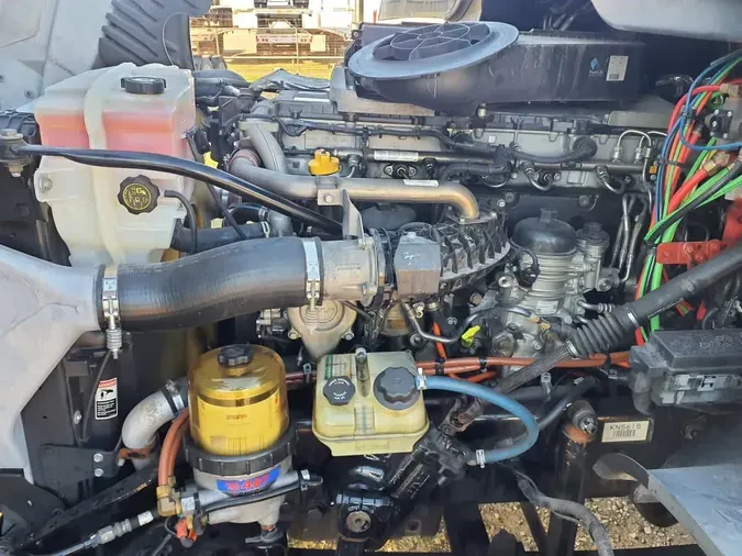 2019 FREIGHTLINER/MERCEDES CASCADIA 125