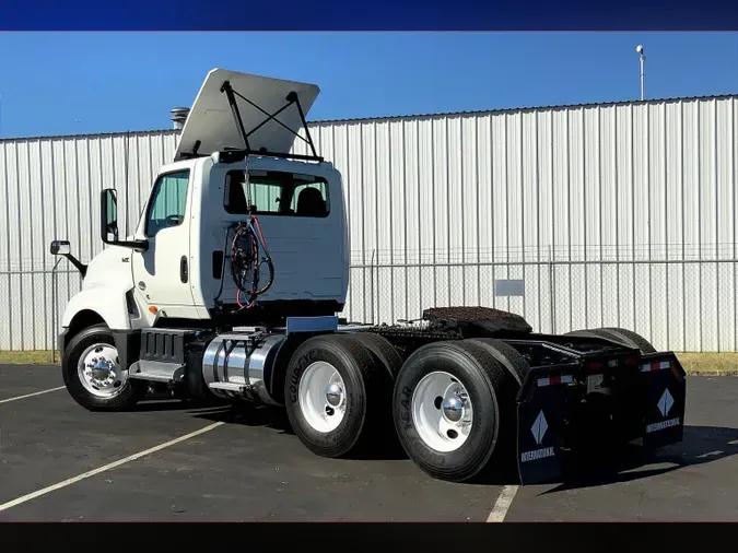 2021 INT LT625 6x4