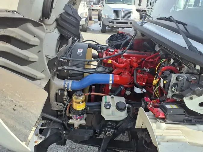 2019 FREIGHTLINER/MERCEDES M2 106