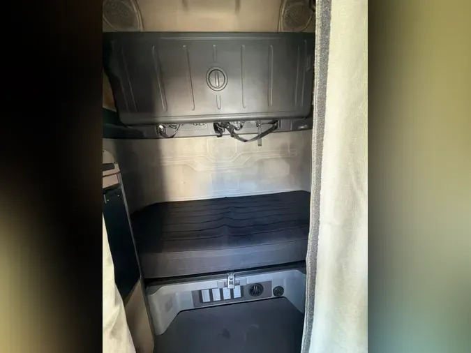 2018 FREIGHTLINER/MERCEDES CASCADIA 125bef614e9eab6822433c3c29fcffe2502