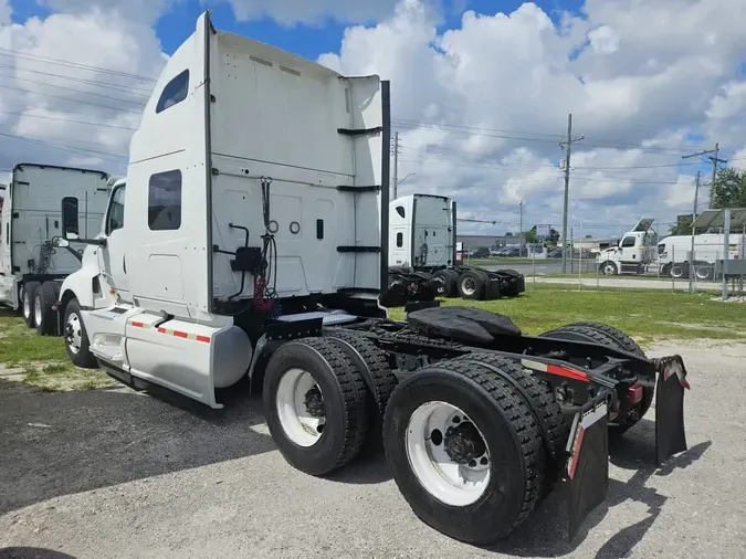 2019 NAVISTAR INTERNATIONAL LT625 SLPR CAB