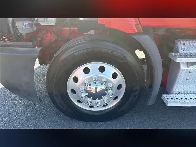 2019 FREIGHTLINER CA116