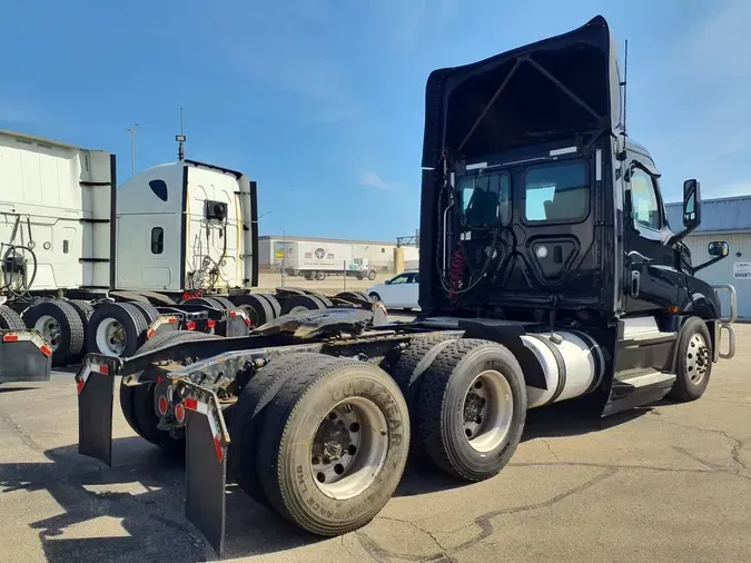 2020 FREIGHTLINER/MERCEDES NEW CASCADIA PX12664