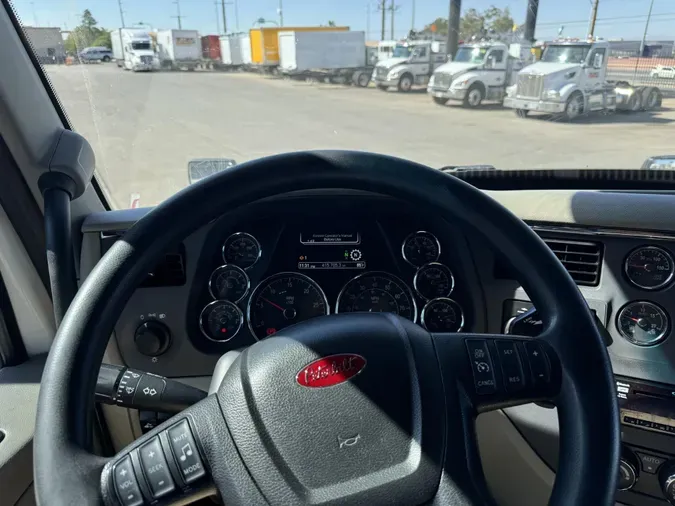 2021 Peterbilt 579