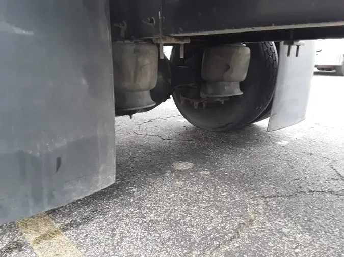 2020 FREIGHTLINER M2 106