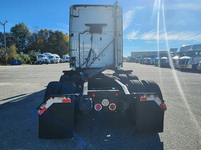 2018 FREIGHTLINER/MERCEDES CASCADIA 125