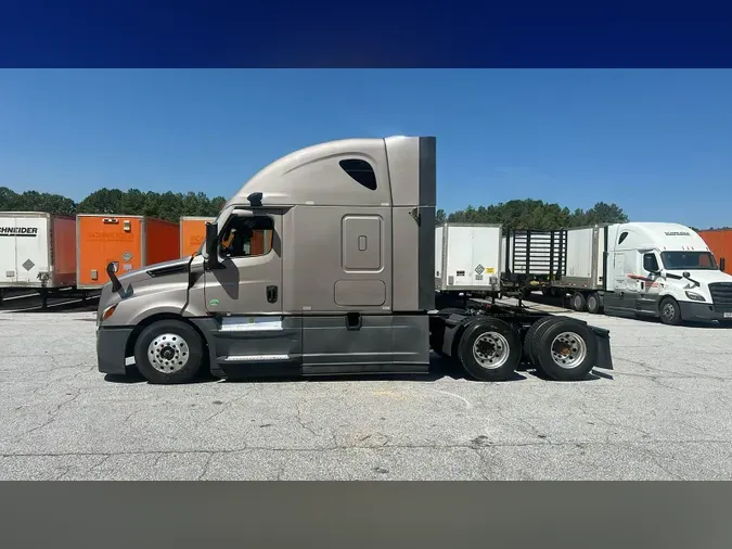 2023 Freightliner Cascadia 126bf094e9f523bb2761ae4708ff791ff38