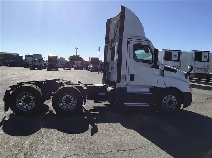 2021 FREIGHTLINER CA126bf0ba71673a526212f0ea9ed1e741f5f