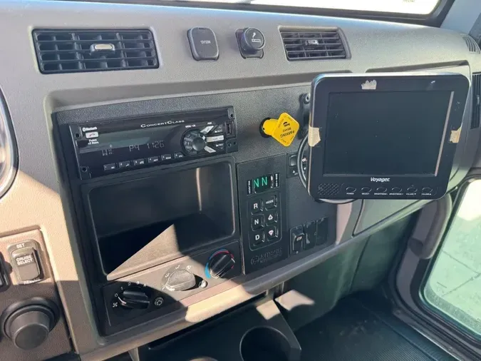 2020 Peterbilt 337bf10718a019206c681766c6337f0c7a2