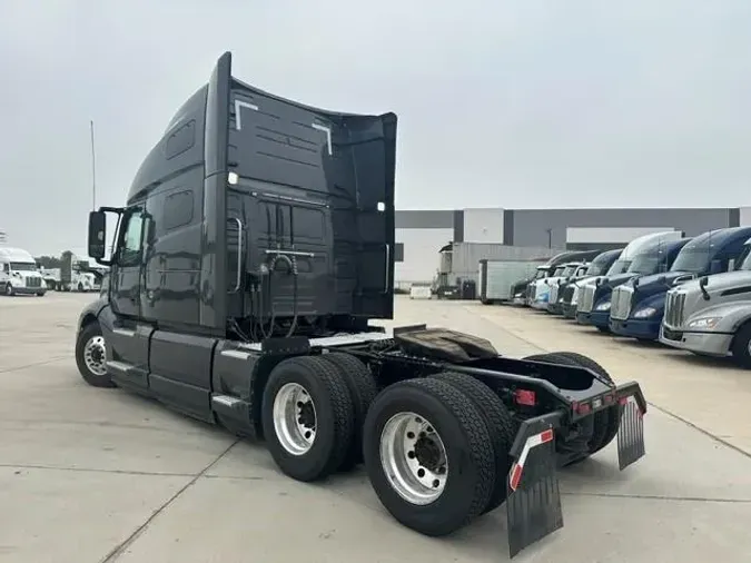 2022 Volvo VNL64T760bf116586b875ca1f77450cbebfedfc7c