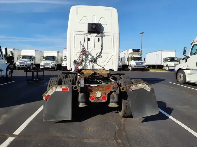 2020 FREIGHTLINER/MERCEDES CASCADIA 125bf1211be90a7b442bb2db44a2c286c25