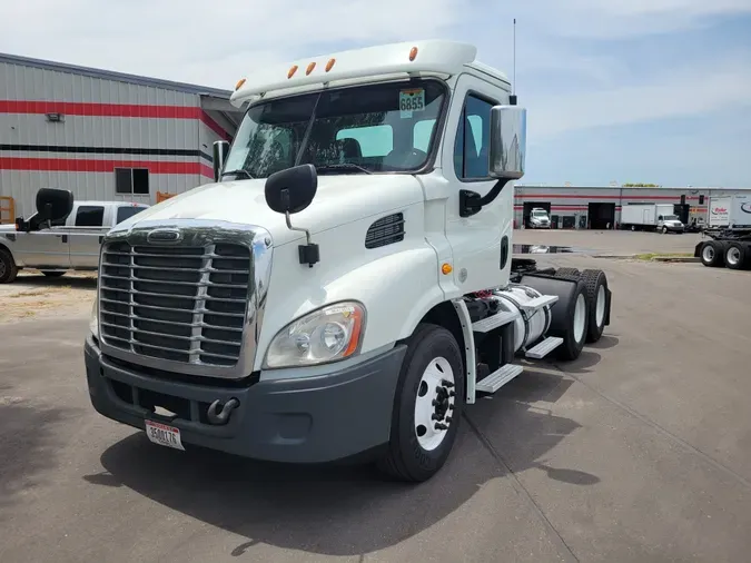 2017 FREIGHTLINER/MERCEDES CASCADIA 113bf193e5f017acee001294ffea281dfa8