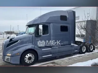 2024 VOLVO VNL64T860