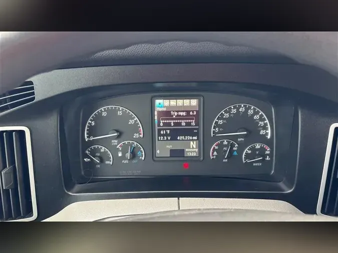 2021 FREIGHTLINER CA126