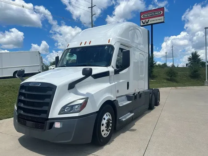 2022 Freightliner Cascadia&reg;bf1ba5ad167fc0fb7ec6c0366381cfd1
