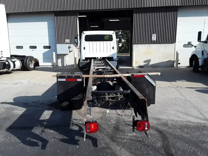 2019 FREIGHTLINER M2 106