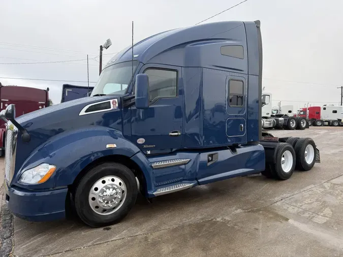 2022 Kenworth T680
