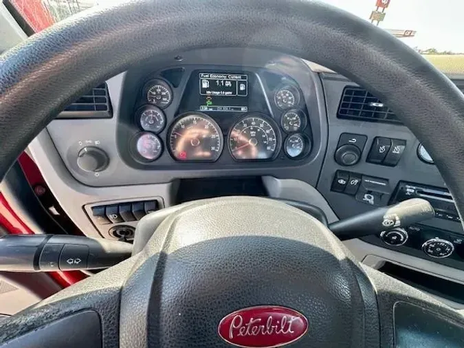 2020 Peterbilt 579