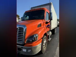 2018 FREIGHTLINER/MERCEDES CASCADIA 113