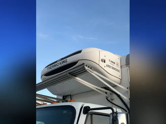 2019 FREIGHTLINER/MERCEDES M2 106