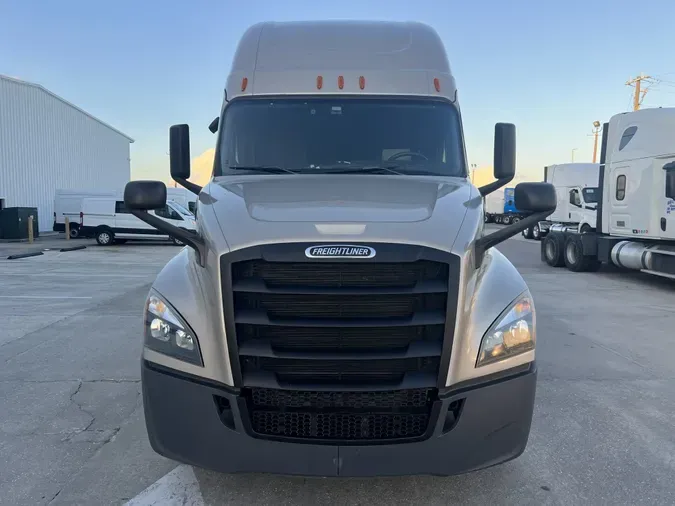 2020 Freightliner Cascadia 126bf29898a2a6534ae3cd76c0e9c711961