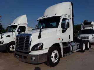 2017 Freightliner CASCADIA 125