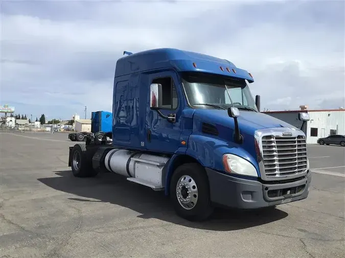 2017 FREIGHTLINER CASCADIA