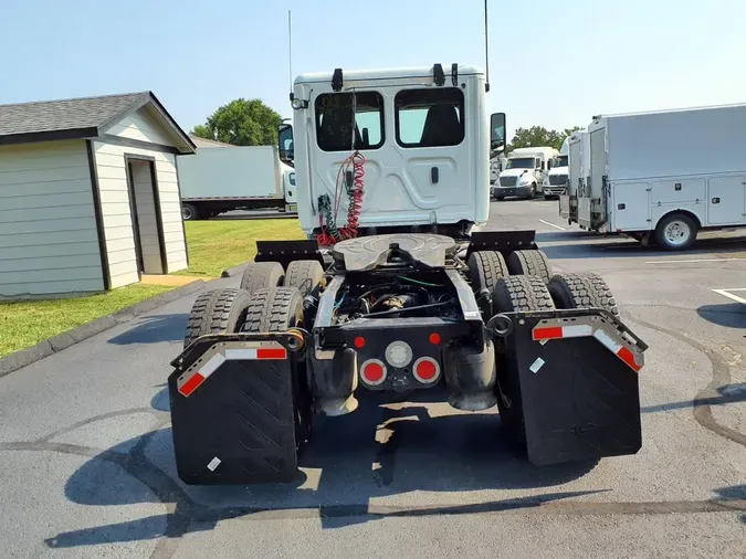 2020 FREIGHTLINER/MERCEDES NEW CASCADIA 116bf2ccdf86658048a165f4a9fcf0e7eda