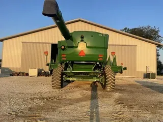 2013 John Deere S670
