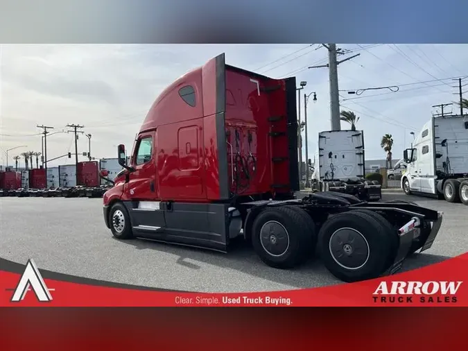 2021 FREIGHTLINER CA126