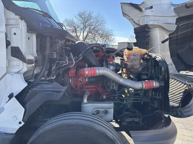 2022 International LT625