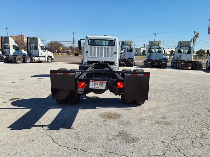 2018 FREIGHTLINER/MERCEDES M2 106