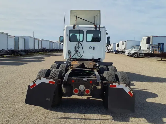 2019 FREIGHTLINER/MERCEDES CASCADIA 125