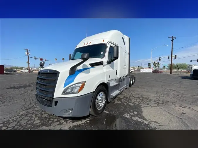 2020 FREIGHTLINER CA126