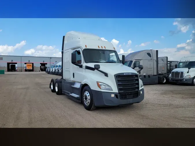 2020 Freightliner Cascadia 126bf3644c8d19e6c88fb52a14543edd1af
