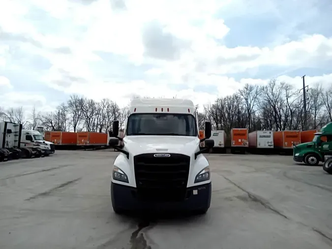 2021 Freightliner Cascadia 126bf394d0071ff745af6c98aaa7e95397e