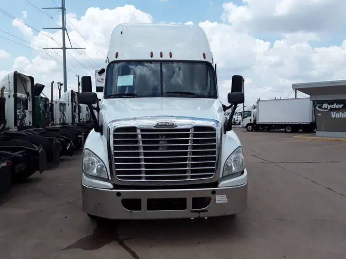 2019 FREIGHTLINER/MERCEDES CASCADIA 125