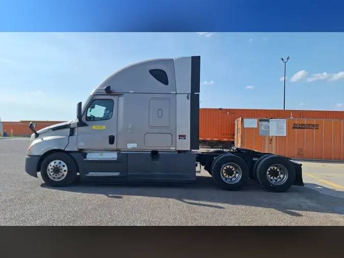 2023 Freightliner Cascadia 126