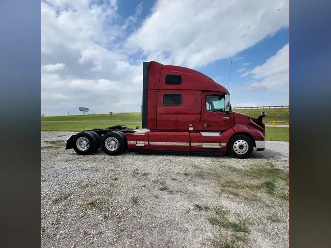 2024 VOLVO VNL64T860