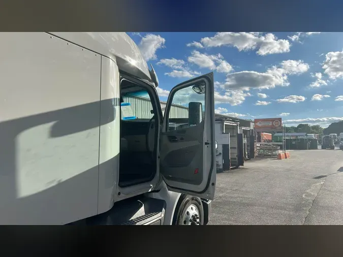 2021 Peterbilt 579