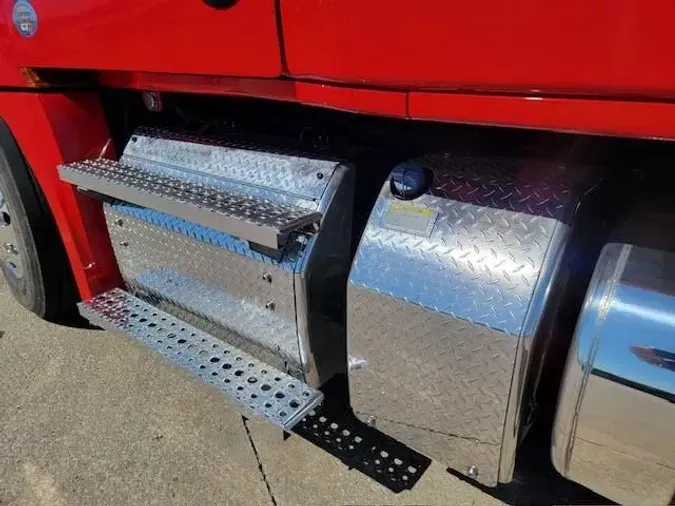 2024 Freightliner Cascadia