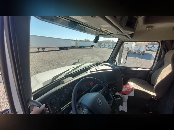 2020 Volvo VNL 760