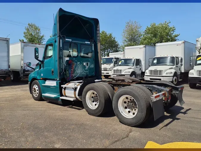 2019 FREIGHTLINER NEW CASCADIA PX12664