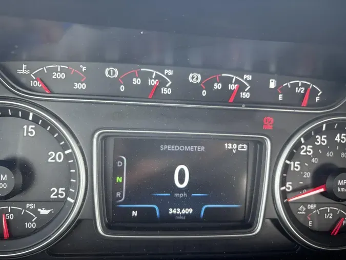 2022 International LT625