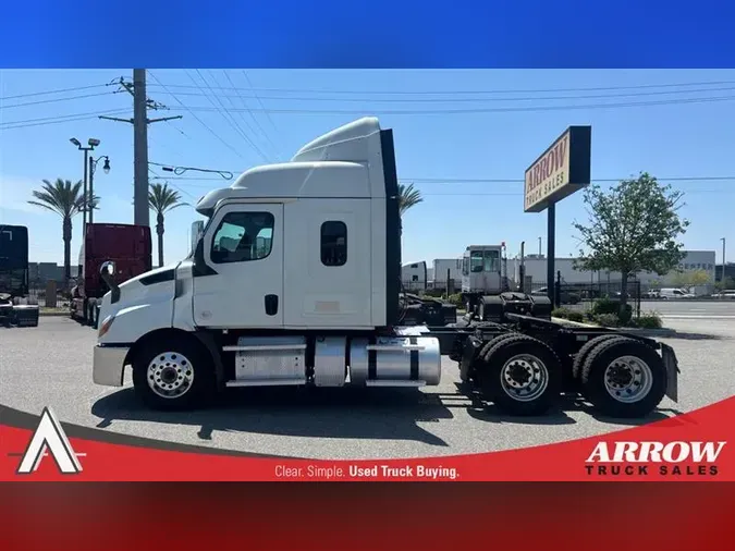 2020 FREIGHTLINER CA116