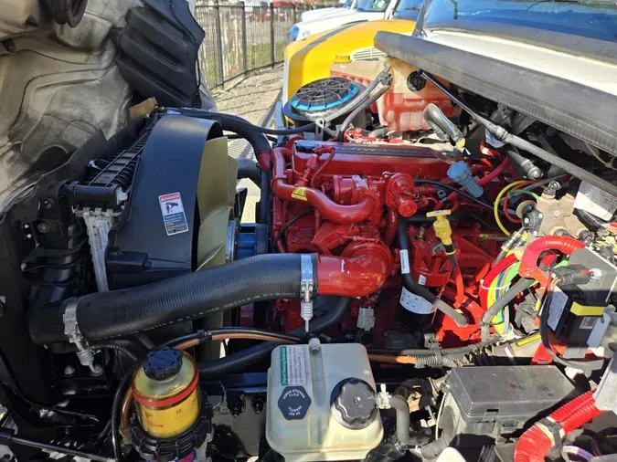 2020 Freightliner Business Class M2 106