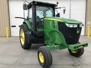 2012 John Deere 7200R